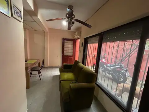 Depto Tipo Casa 3 ambientes con 1 baño