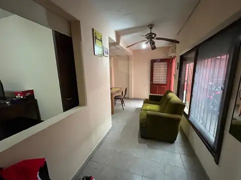 Depto Tipo Casa en Venta en Munro, USD 99.000