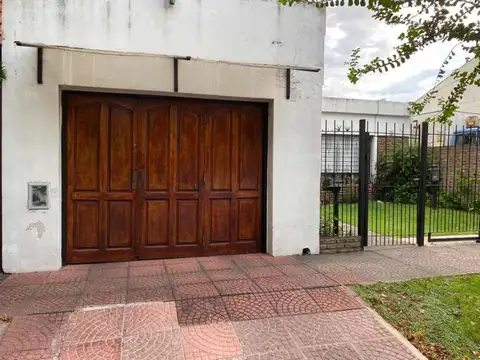 Casa en Venta en Castelar Norte, USD 135.000