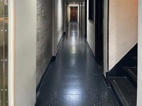 Piedras 1700, Piso 1