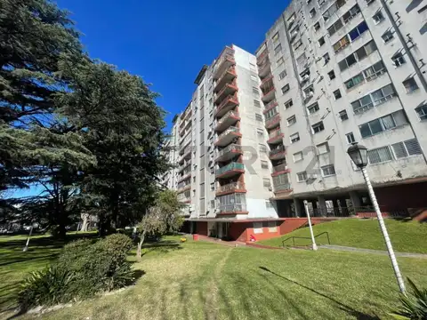 VENTA DEPARTAMENTO 4 AMBIENTES CON COCHERA APTO CREDITO VILLA CELINA