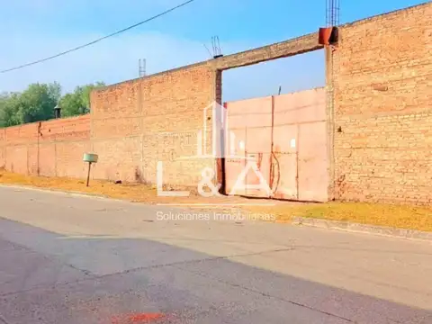 Galpon en Venta en Zona Centro, USD 350.000