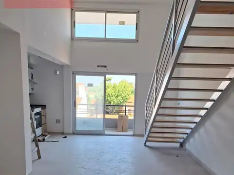 HERMOSO DEPTO. 2 AMBIENTES EN DUPLEX A ESTRENAR - OLIVOS