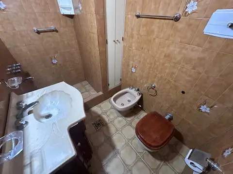 ALQUILER PH 3 AMB AL FRENTE QUINCHO CABALLIITO N.