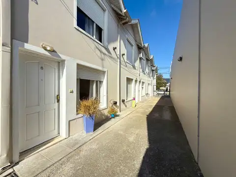VENTA DEPTO. CENTRICO EN COMPLEJO 1 DOR-DUPLEX