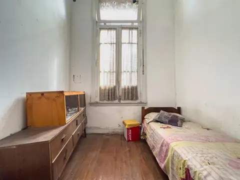 Casa en Venta en Parque Chacabuco, USD 165.000