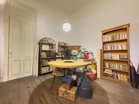 Casa 5 ambientes con 1 baño