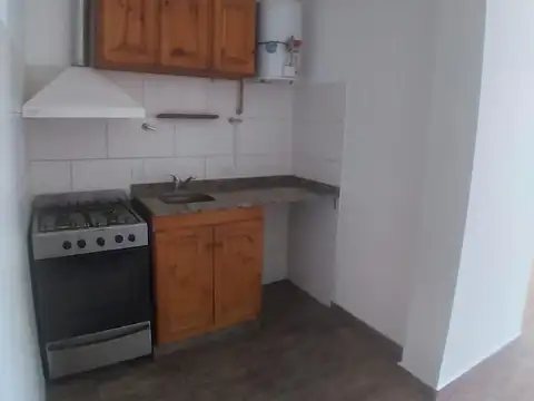 Departamento en Alquiler en Ituzaingo Norte, $ 350.000