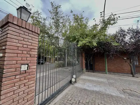 Zapiola 1300, Piso 0