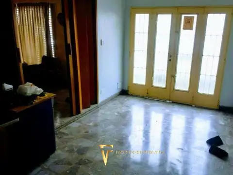 José León Cabezón 1300