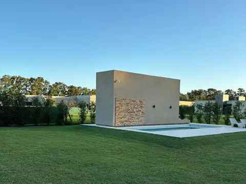 Casa en Alquiler Temporal en Fighiera, USD 3.000