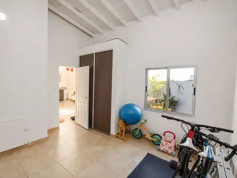 Depto Tipo Casa en Venta en Turdera, USD 59.000