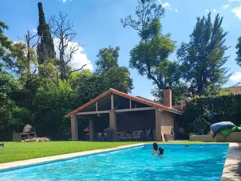Casa en Alquiler de 5 dormitorios