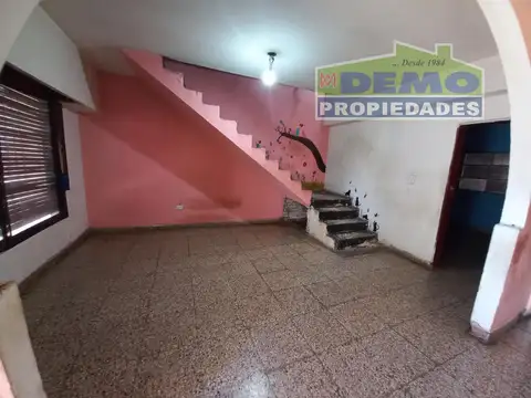 Pasco N° 438  E/ Alfredo Palacios y Nicolas Mascardi