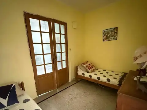 Casa 6 ambientes con 3 baños