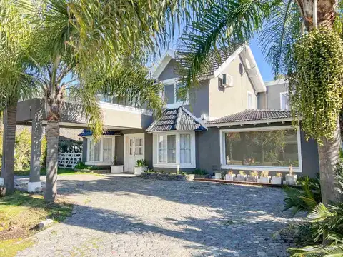 Casa en Venta de 5 dormitorios