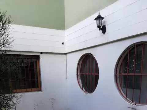 VENTA - oficina 5amb - C/ patio