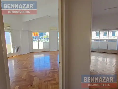 Alquiler Oficina 230 m² en Microcentro
