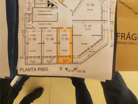 Oficina en Alquiler 100 años