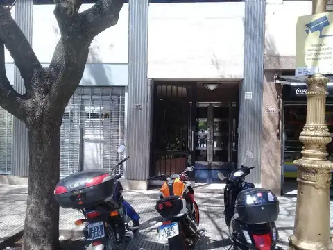 Oficina en Alquiler al Norte