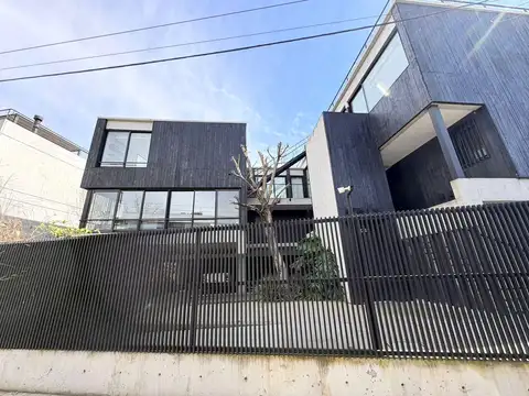 Oficina en Venta en Acassuso El Cano  /  Río, USD 250.000