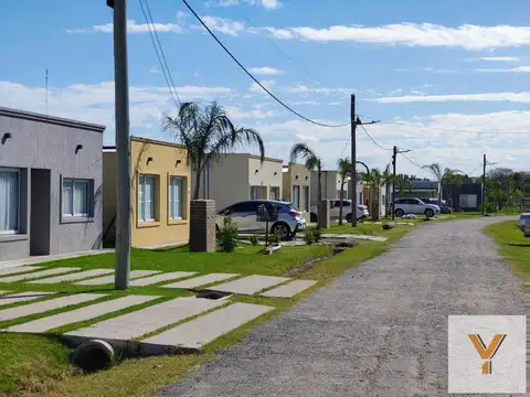Casa en Venta - 3 Dormitorios 1 Baño - 386mts - Ezeiza