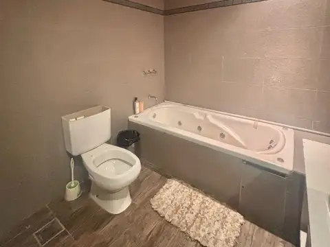 Casa en Venta en Remedios De Escalada, USD 110.000