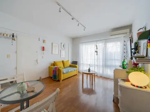 Depto Tipo Casa 2 ambientes con 1 baño