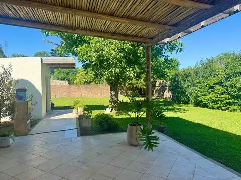 Casa en Venta con 1 cochera
