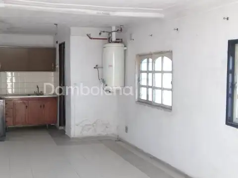 Local en Venta en Paso del Rey, USD 300.000
