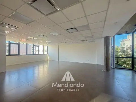 Oficina en Alquiler en Terminal Vieja, $ 1.850.000