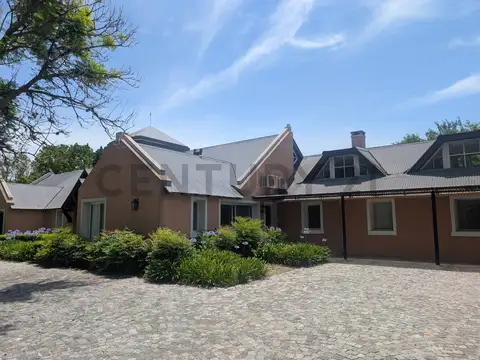 Casa en Venta de 5 dormitorios