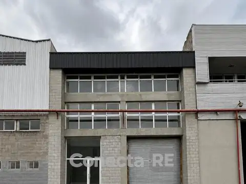 VALENTIN GOMEZ al 100 - DENTRO PARQUE INDUSTRIAL