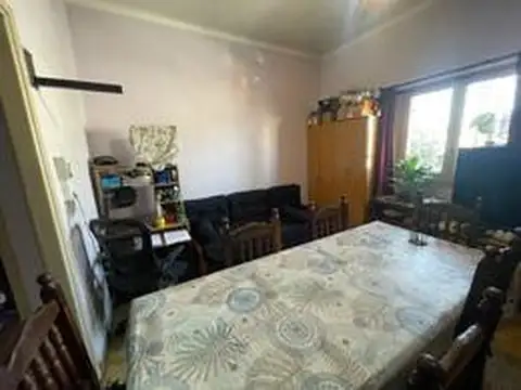 VENTA PH 2 AMBIENTES A METROS DE AV. MITRE EN SARANDI AVELLANEDA GRAN OPORTUNIDAD INVERSORES