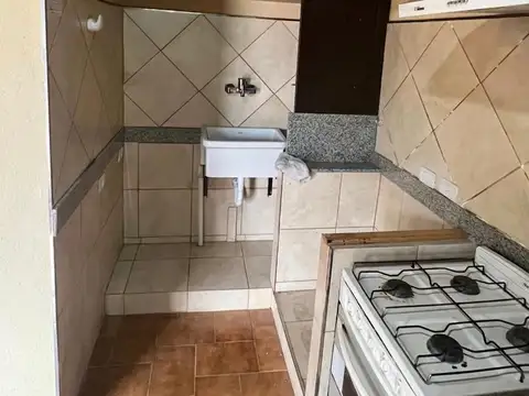 Depto Tipo Casa en Alquiler de 2 dormitorios