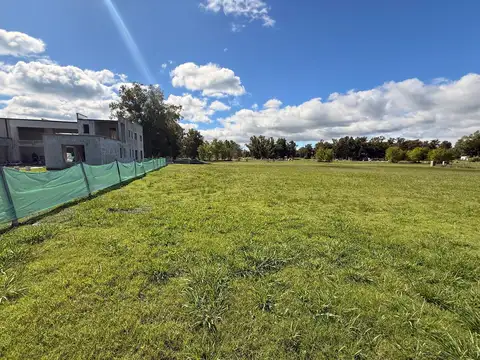 PINARES COUNTRY CLUB - RUTA 192 100