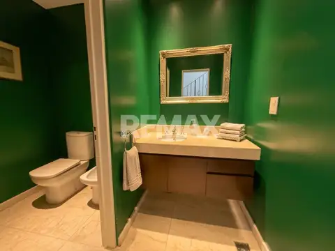 VENTA CASA 5 DORMITORIOS MANZANAR MILLENIUM