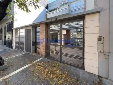 Depto Tipo Casa en Venta en Flores Norte, USD 290.000
