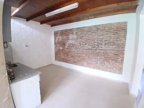 Casa en Alquiler de 1 dormitorio