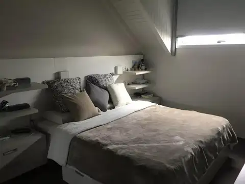 Depto Tipo Casa en Venta con 1 cocheras