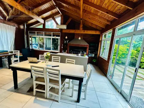 Casa en Alquiler de 4 dormitorios