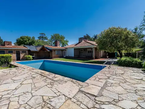 Casa en Alquiler al Norte