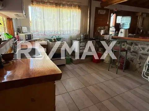 Casa 3 ambientes con 2 baños