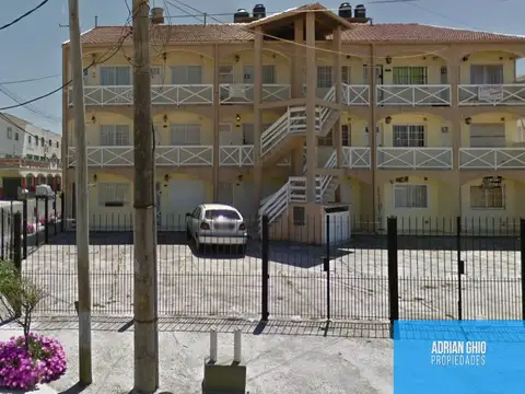 46 e/ 1 y Costanera 100