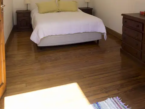 Depto Tipo Casa en Venta 100 años