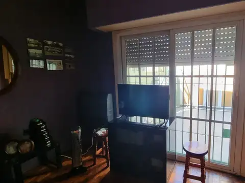 Depto Tipo Casa en Venta 50 años