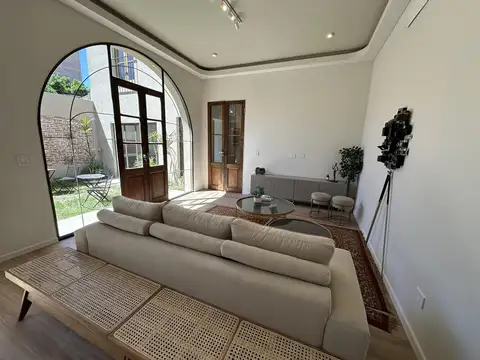 Casa 4 ambientes con 3 baños