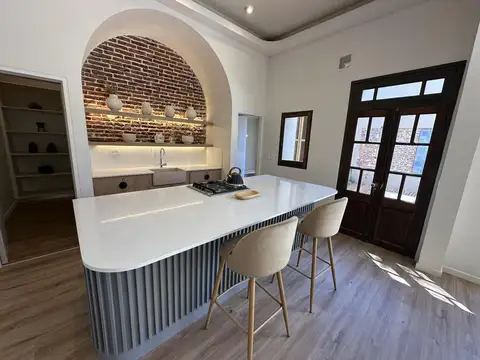 VENTA Casa en barrio Lourdes