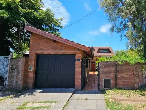 VENTA CASA 3 AMB PISCINA APTO CREDITO BENAVIDEZ