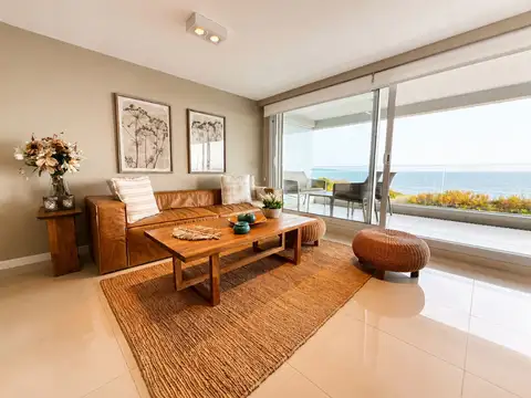 Venta apartamento 2 suites+dependencia Playa Mansa